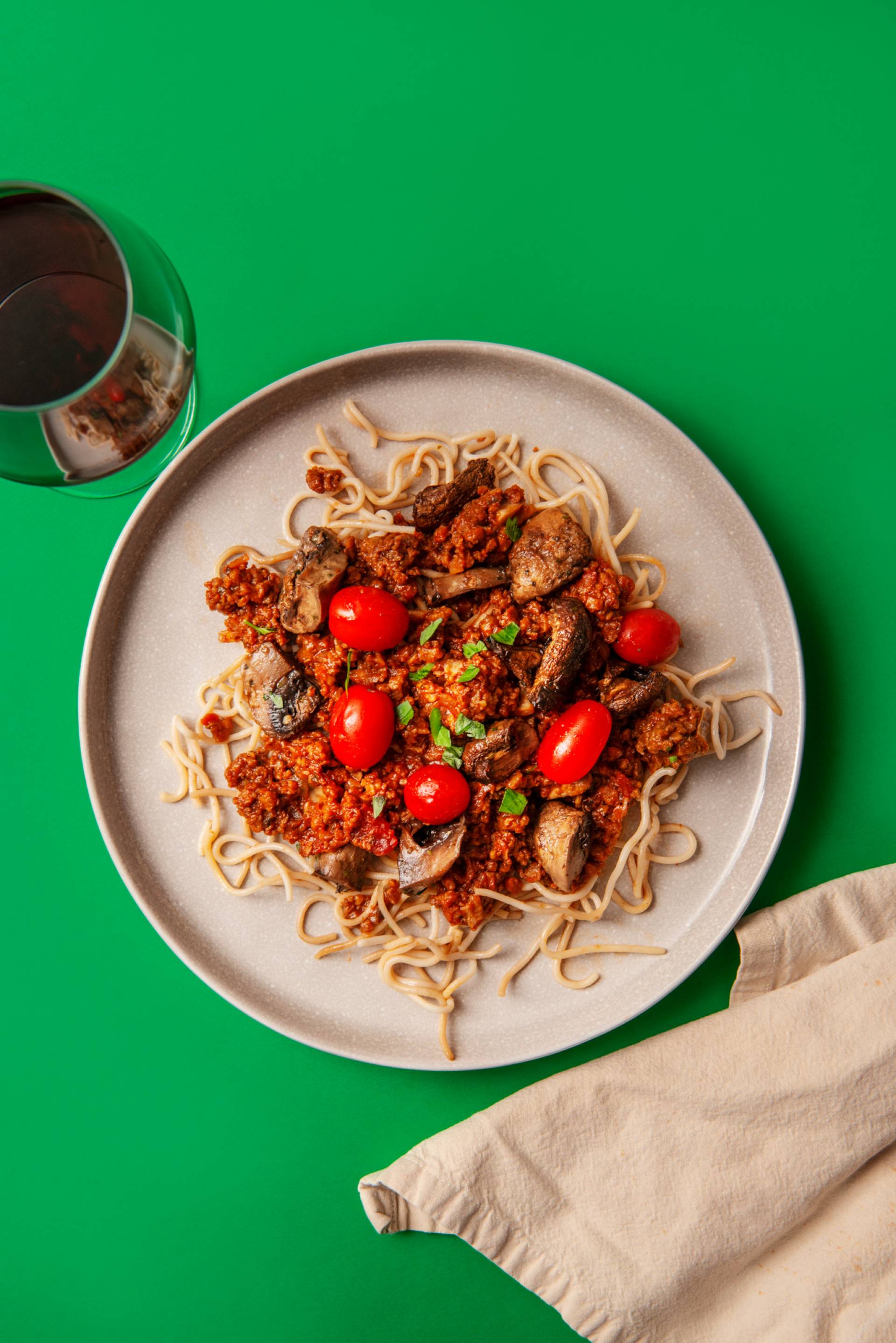 Spaghetti BEYOND Bolognese (Meat-Free)