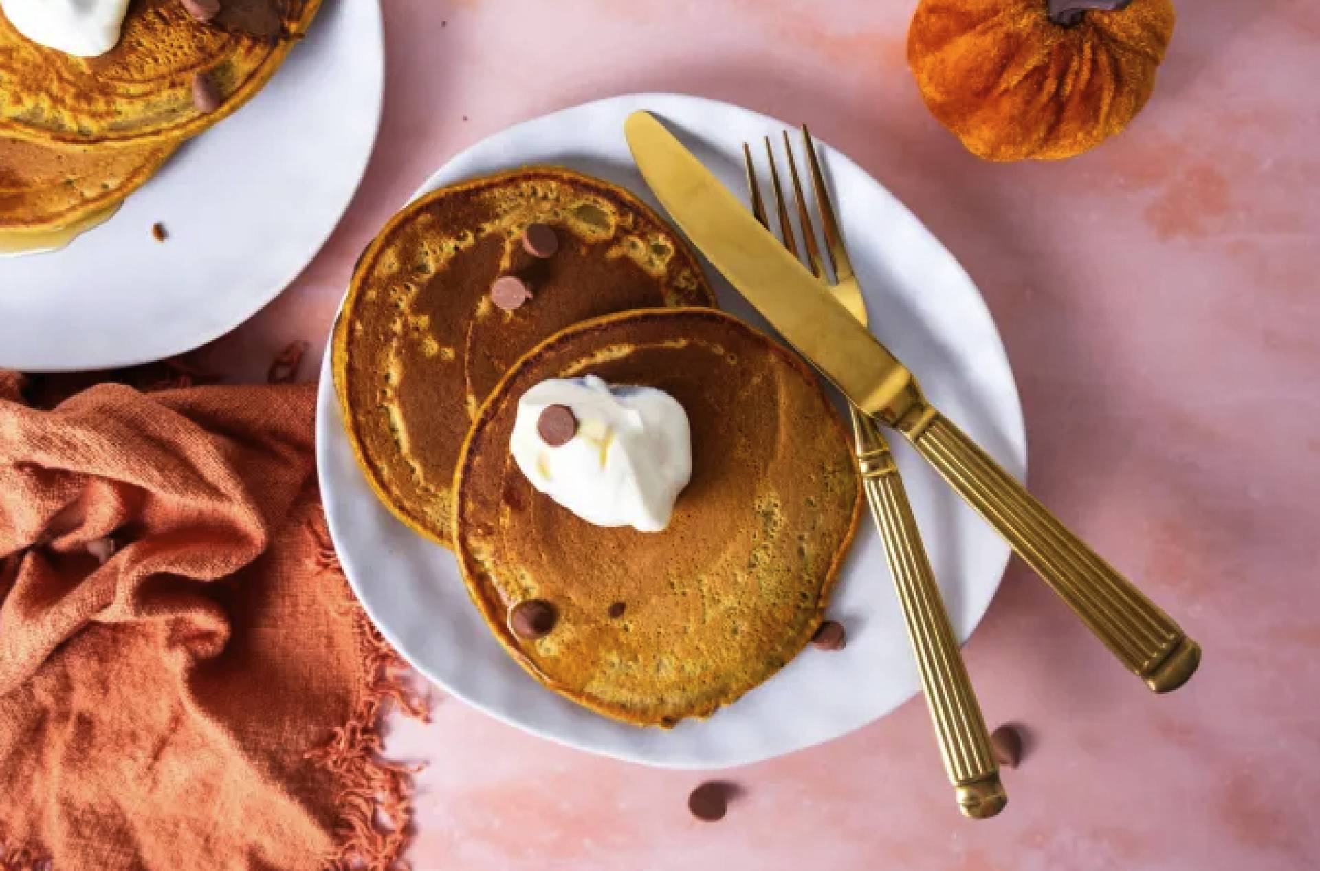 Pumpkin Spice Protein Pancakes (Breakfast)