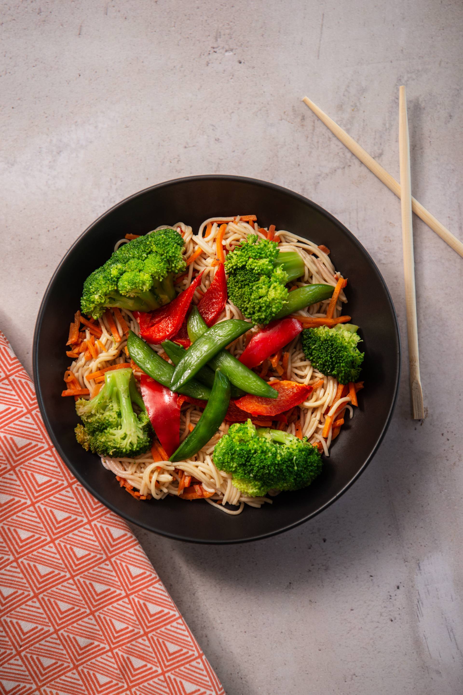 Vegetable Lo Mein (Meat-Free)