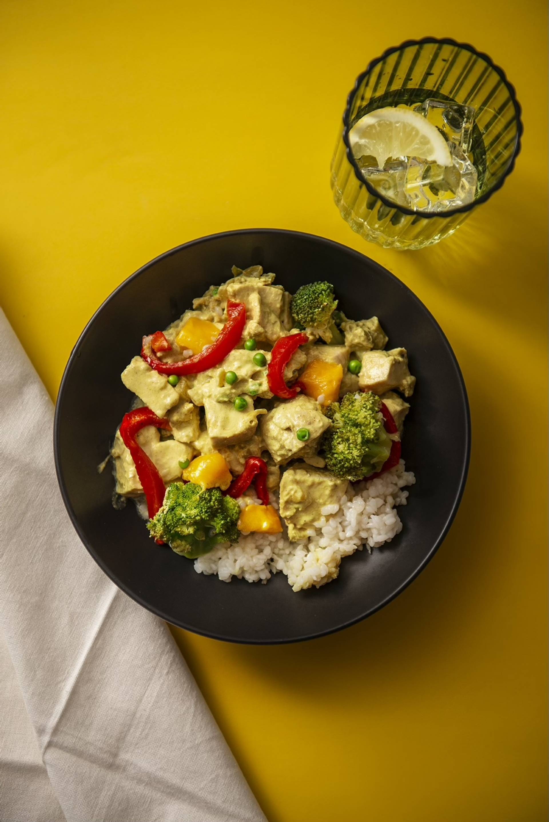 Thai Yellow Coconut Curry with Tofu & Mango (Meat-Free)