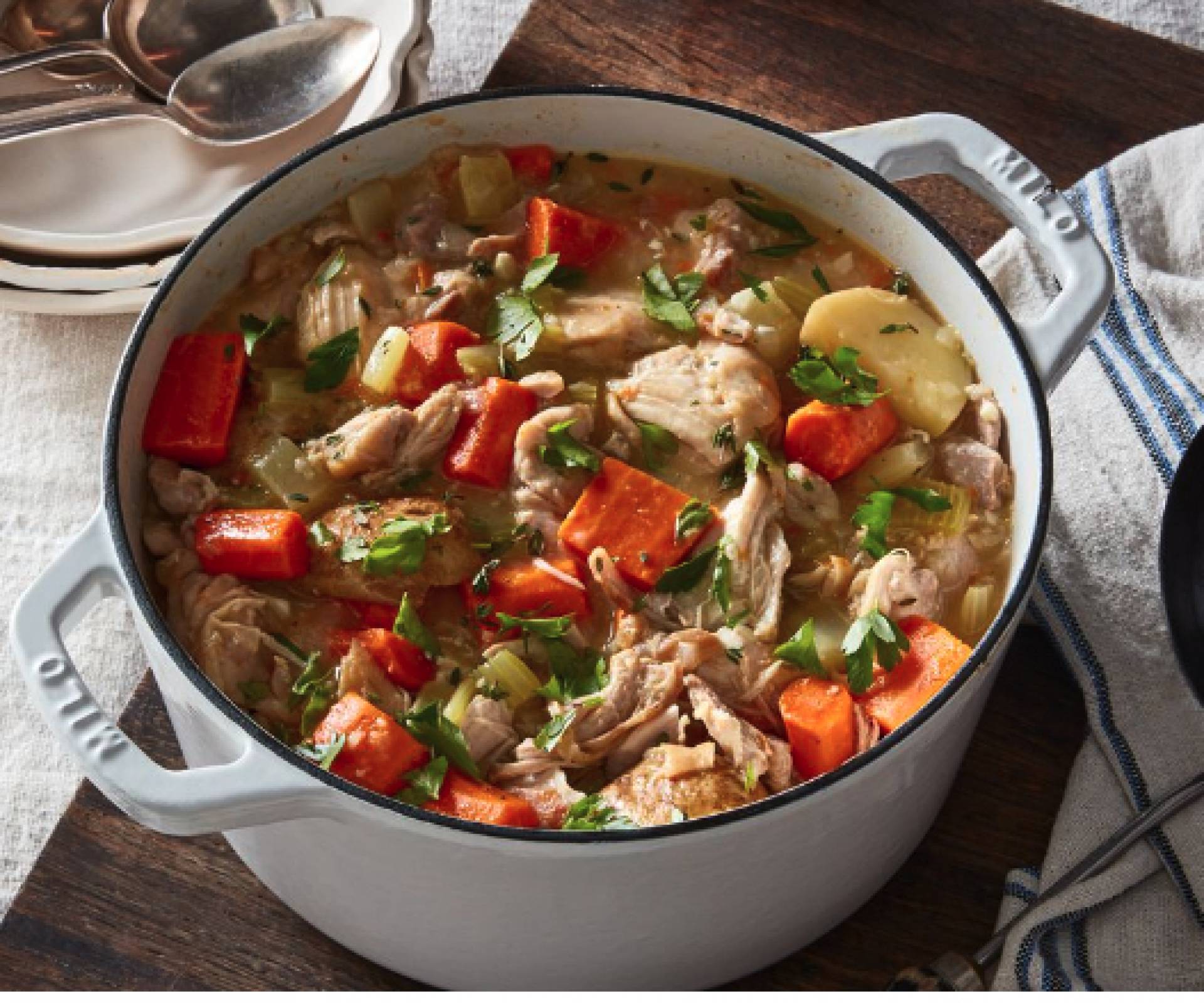 Hearty Chicken & Vegetable Stew (LOW CARB)