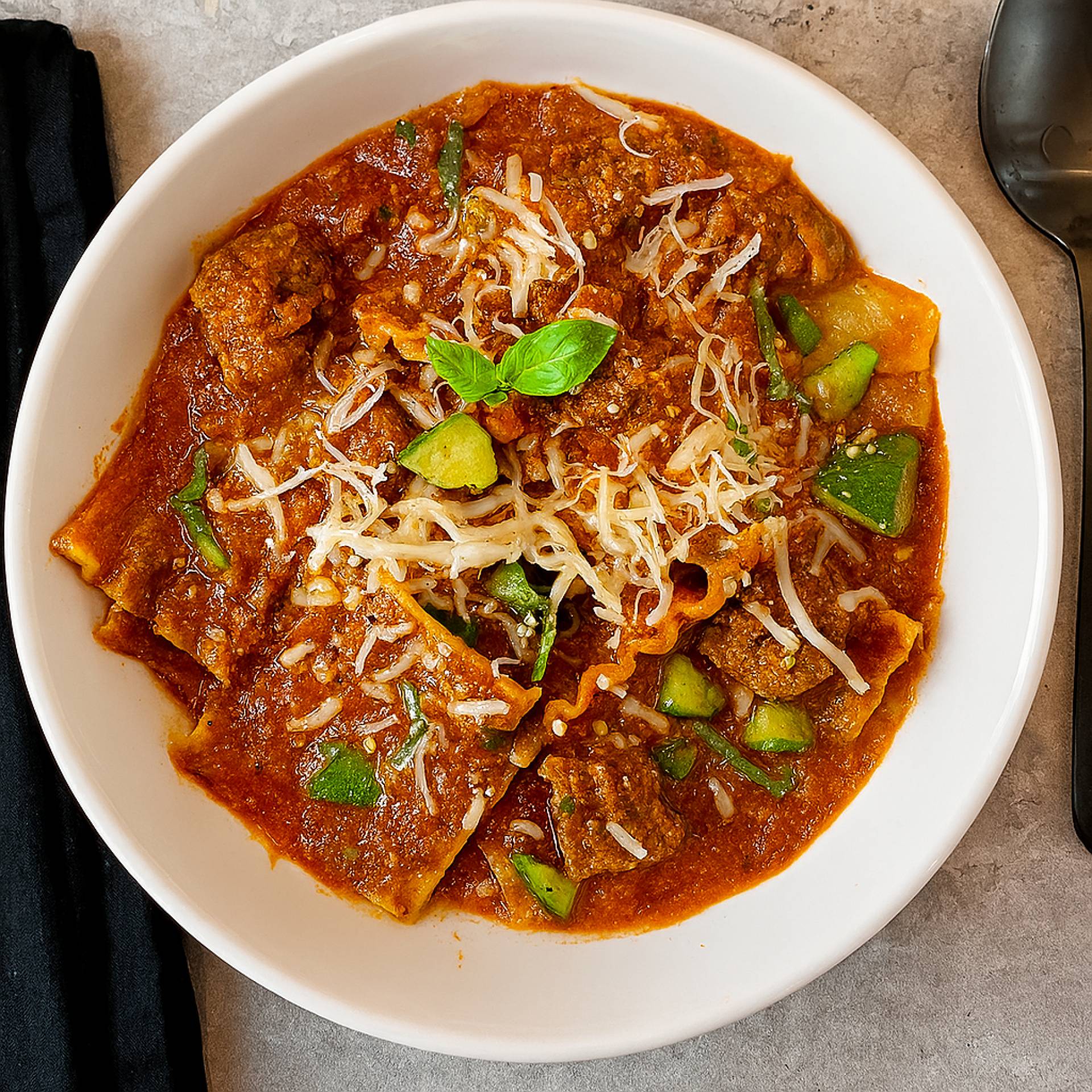 FITNESS: High Protein Lasagna Beef Bowl