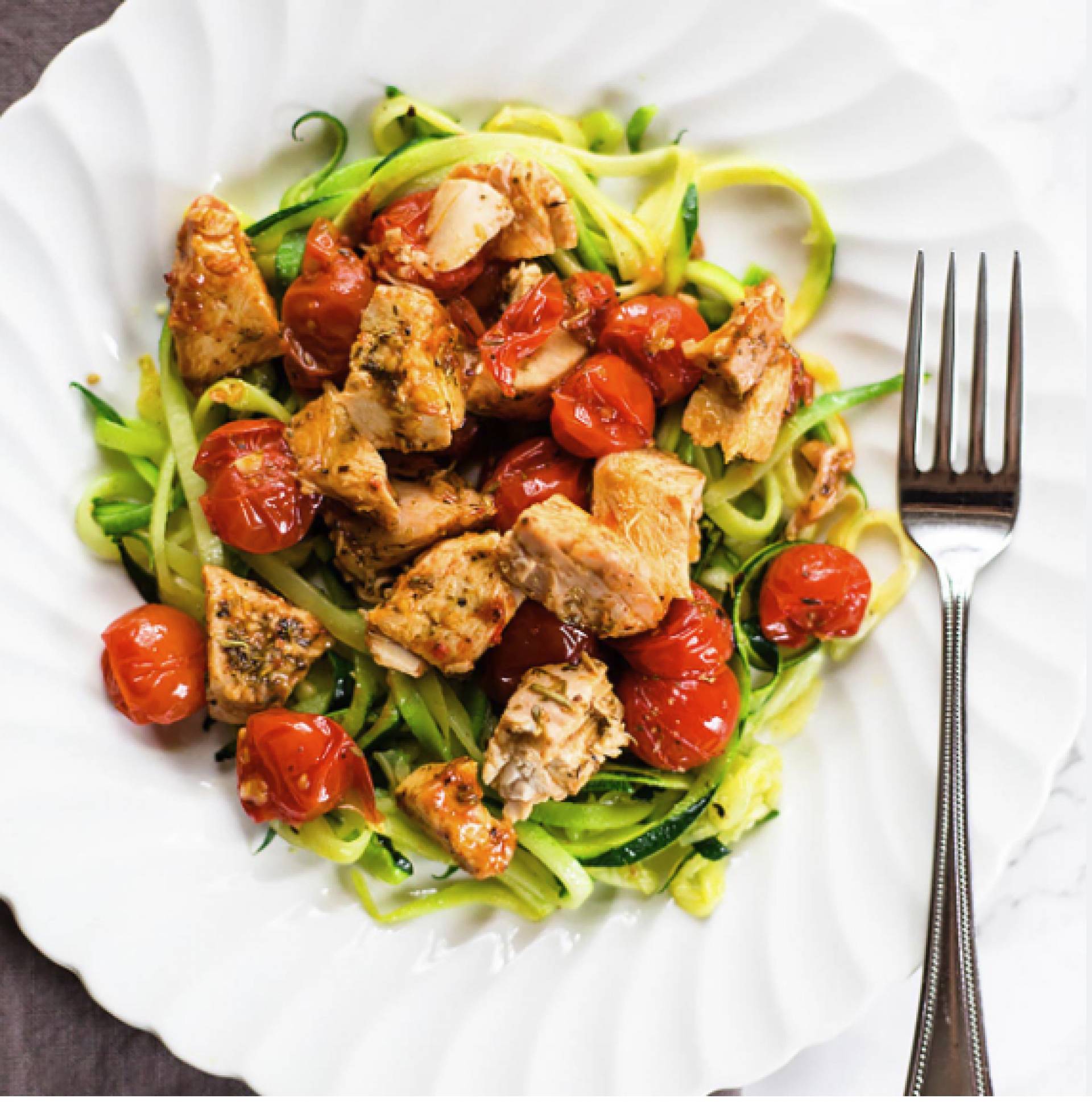 FITNESS: Chicken Zoodle Pasta (LOW CARB)