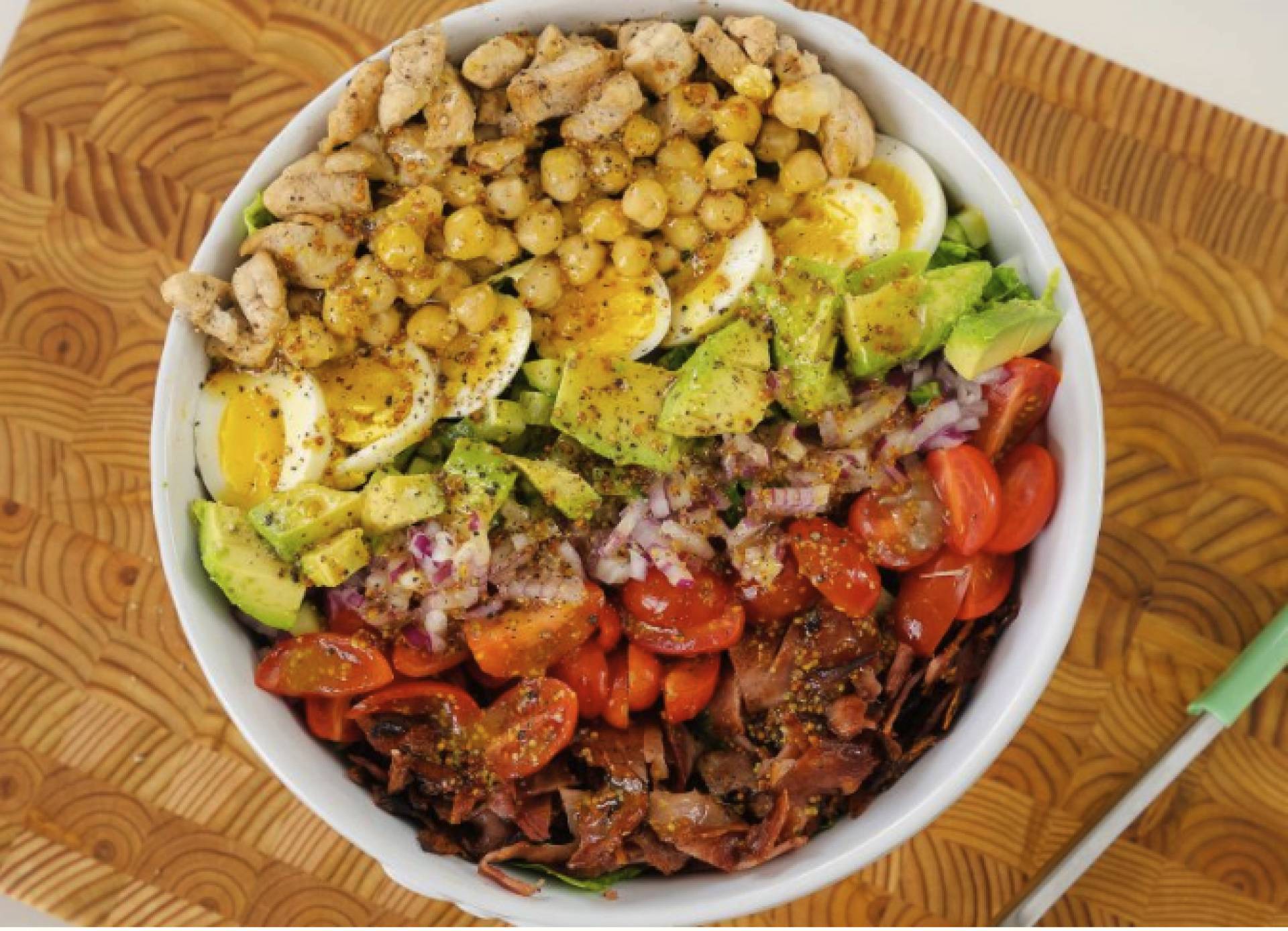 Grilled Chicken Cobb Entree Salad