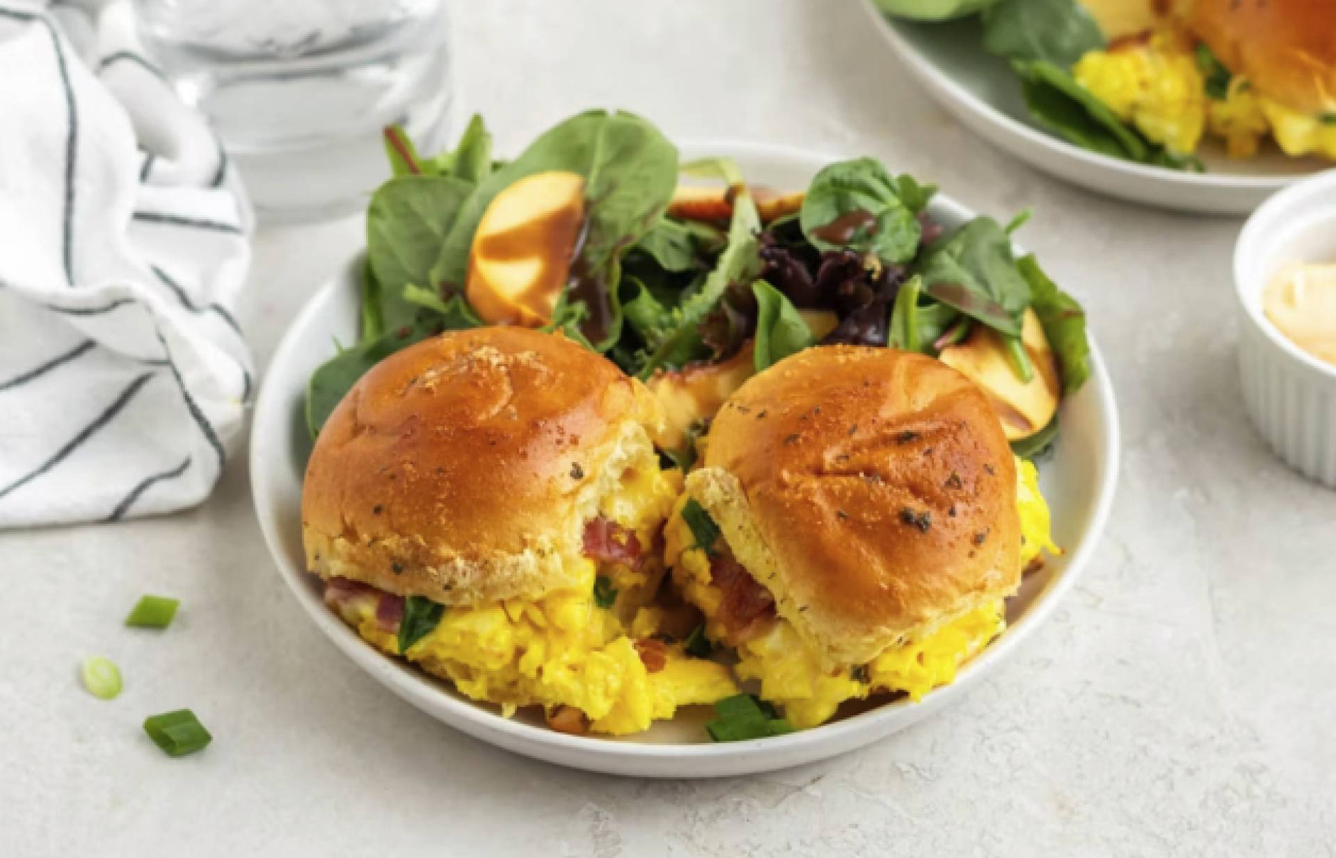 Scrambled Egg and Bacon Sliders