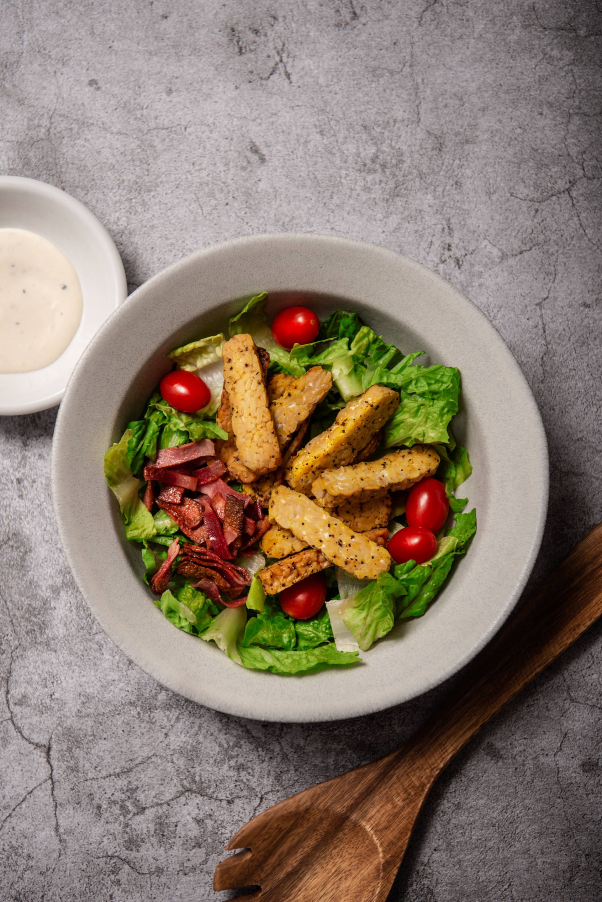 Lemon Tempeh Caesar Salad (Meat-Free)